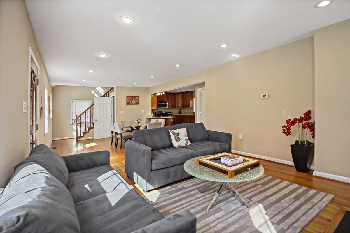 Havenly Homes Dmv アーリントン エクステリア 写真